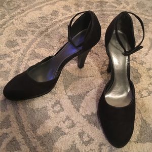 Black Baby Doll Heels w/Ankle Strap